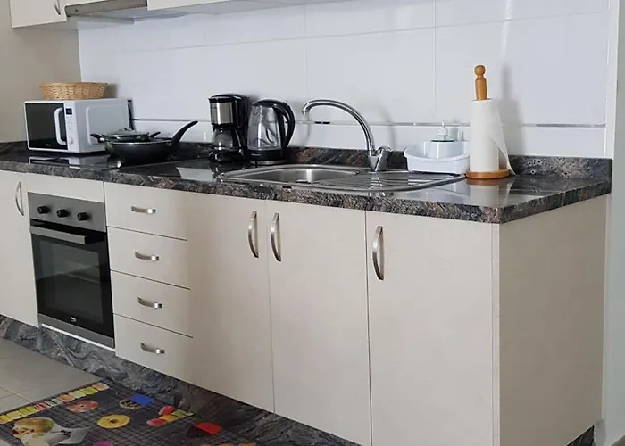 Buenavista Cerca De La Playa Callao Salvaje